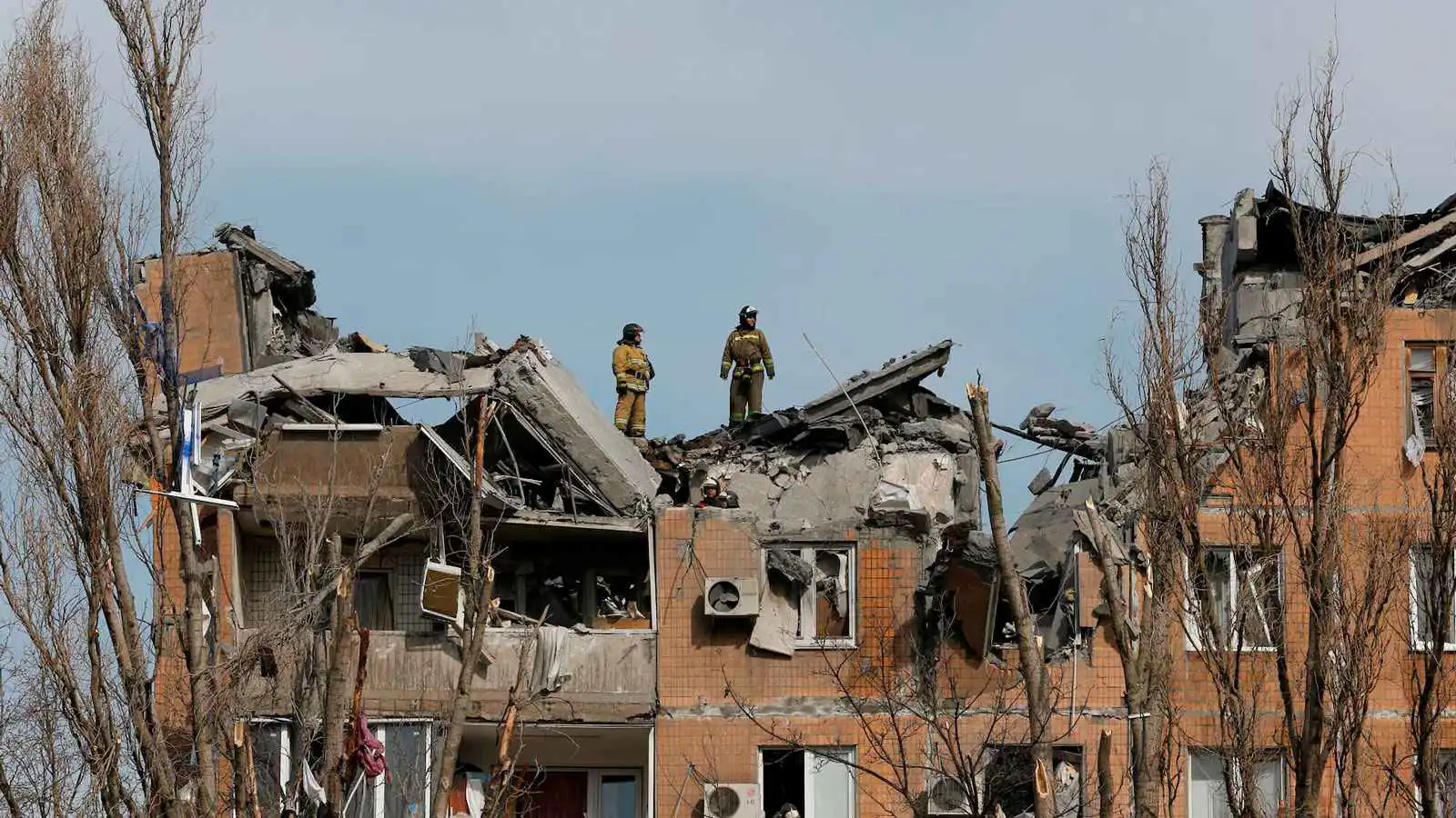 الحصون المهددة.. كيف تؤدي خسارة دونيتسك إلى سقوط دفاعات أوكرانيا؟