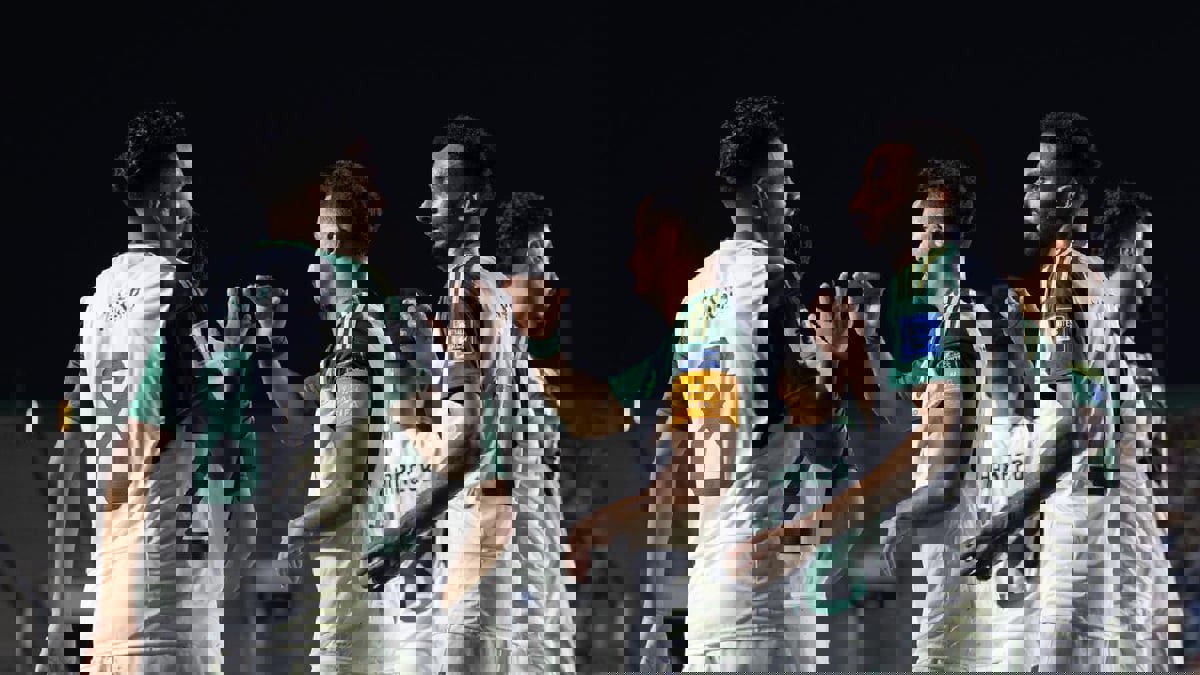 نجم الهلال خارج قائمة المنتخب السعودي أمام الأردن