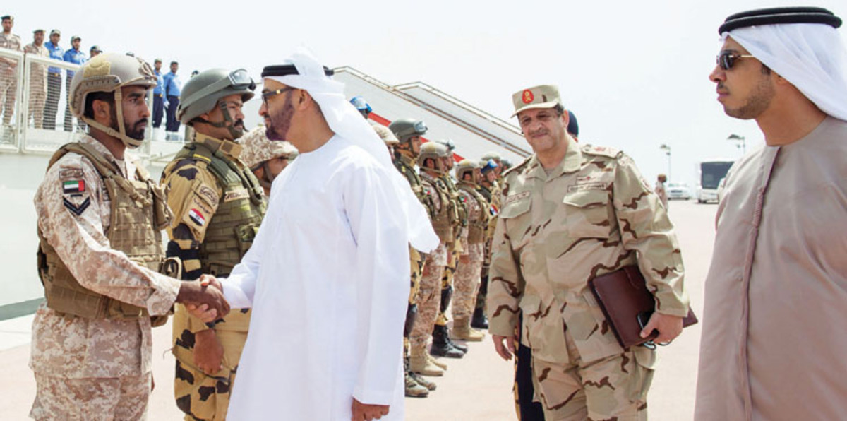 بعد أحداث مطار عدن.. سياسي يمني للمشككين بدور الإمارات : الخليج واحد وما يمس الرياض يمس أبوظبي