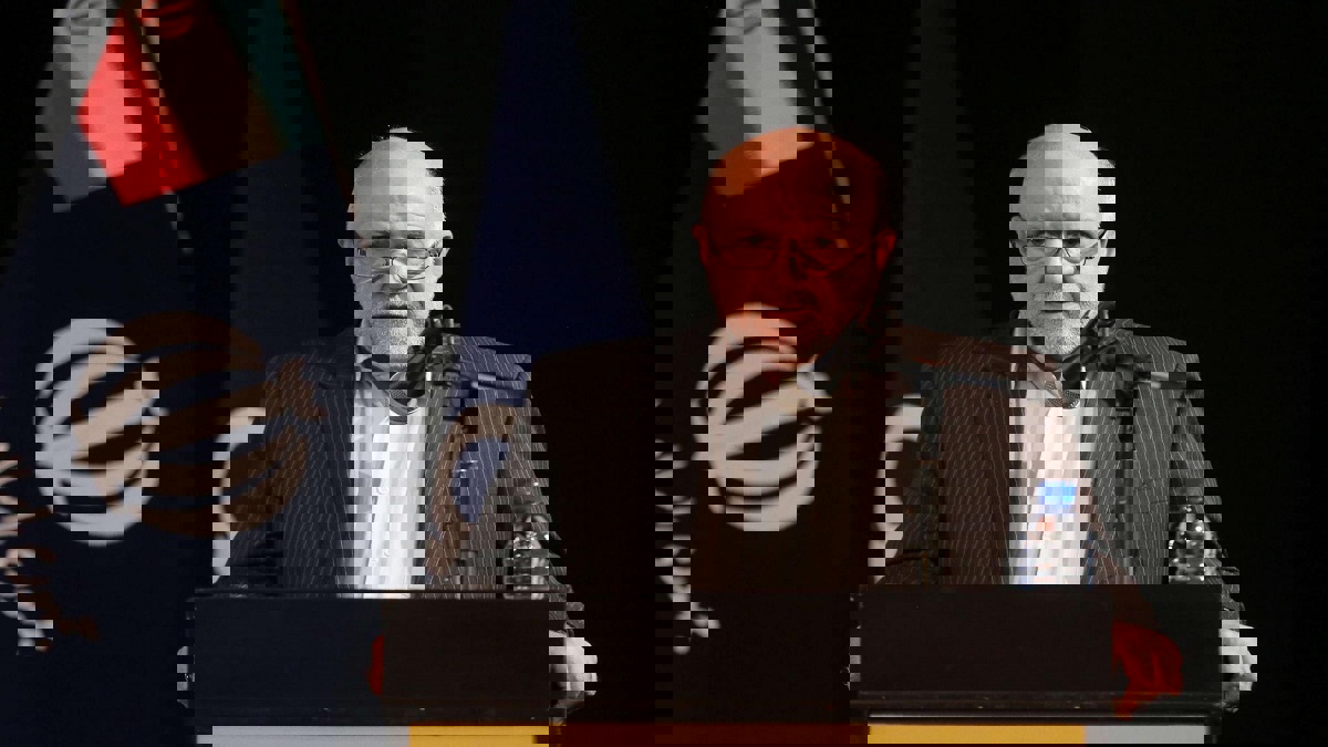 وزير النفط الإيراني: طهران لا تعتزم الانسحاب من أوبك‎