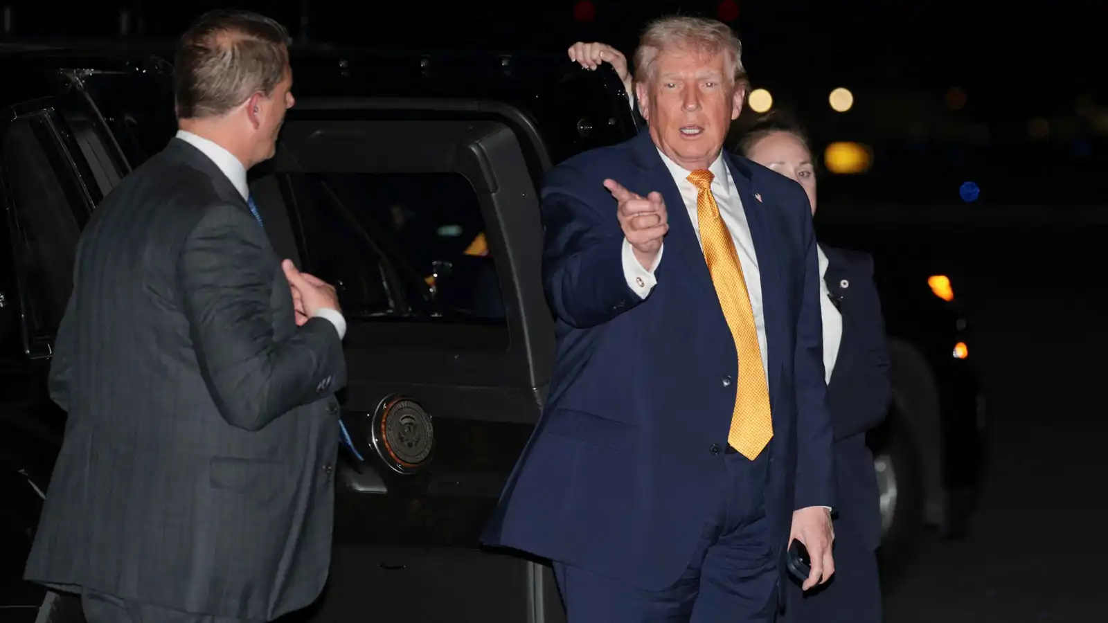 بعد فنزويلا.. ترامب يرسل تهديداً صريحاً لرئيس كولومبيا بيترو