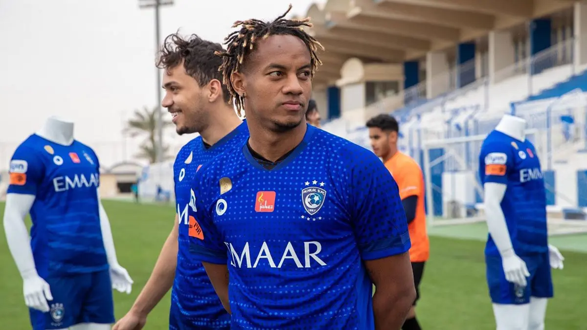كشف تفاصيل إصابة كاريلو نجم نادي الهلال السعودي بفيروس كورونا