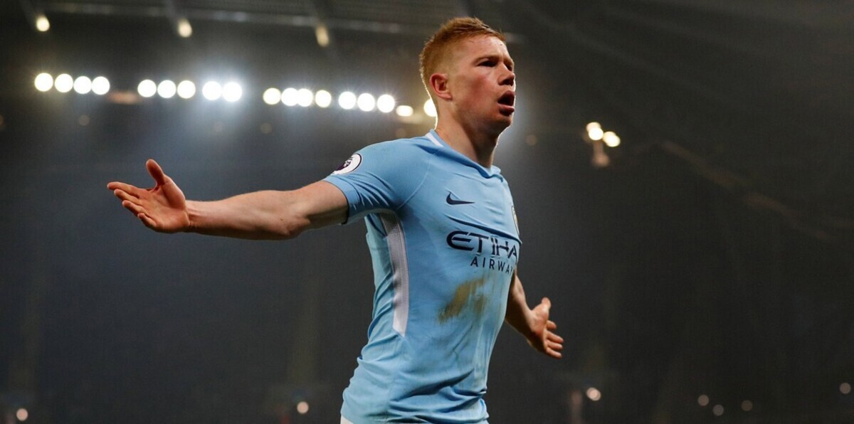 مانشستر سيتي يحافظ على نجمه دي بروين بعقد طويل الأمد