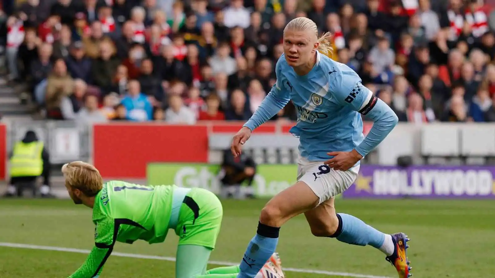 أهداف مباراة مانشستر سيتي وبرينتفورد في كأس الرابطة الإنجليزية (فيديو)