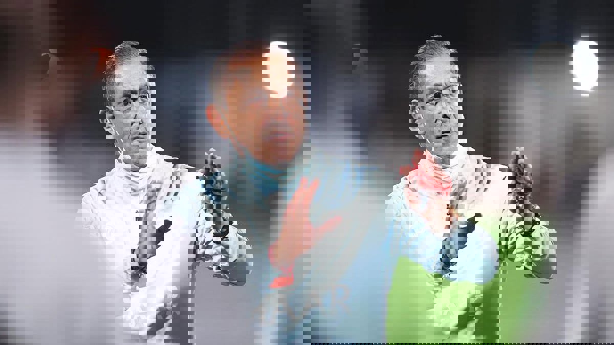 الهلال السعودي يكافئ المدرب رامون دياز بتجديد عقده لموسم إضافي