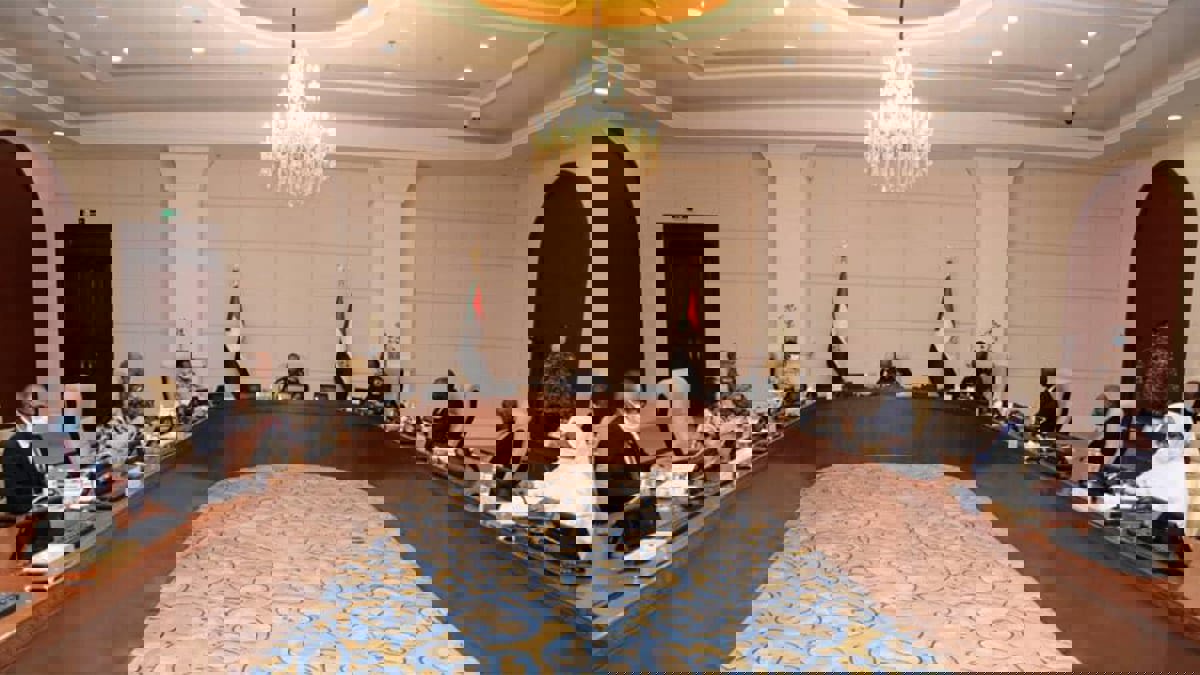 السودان.. مشروع اتفاق لتشكيل حكومة قد يعزز سيطرة الجيش على السلطة