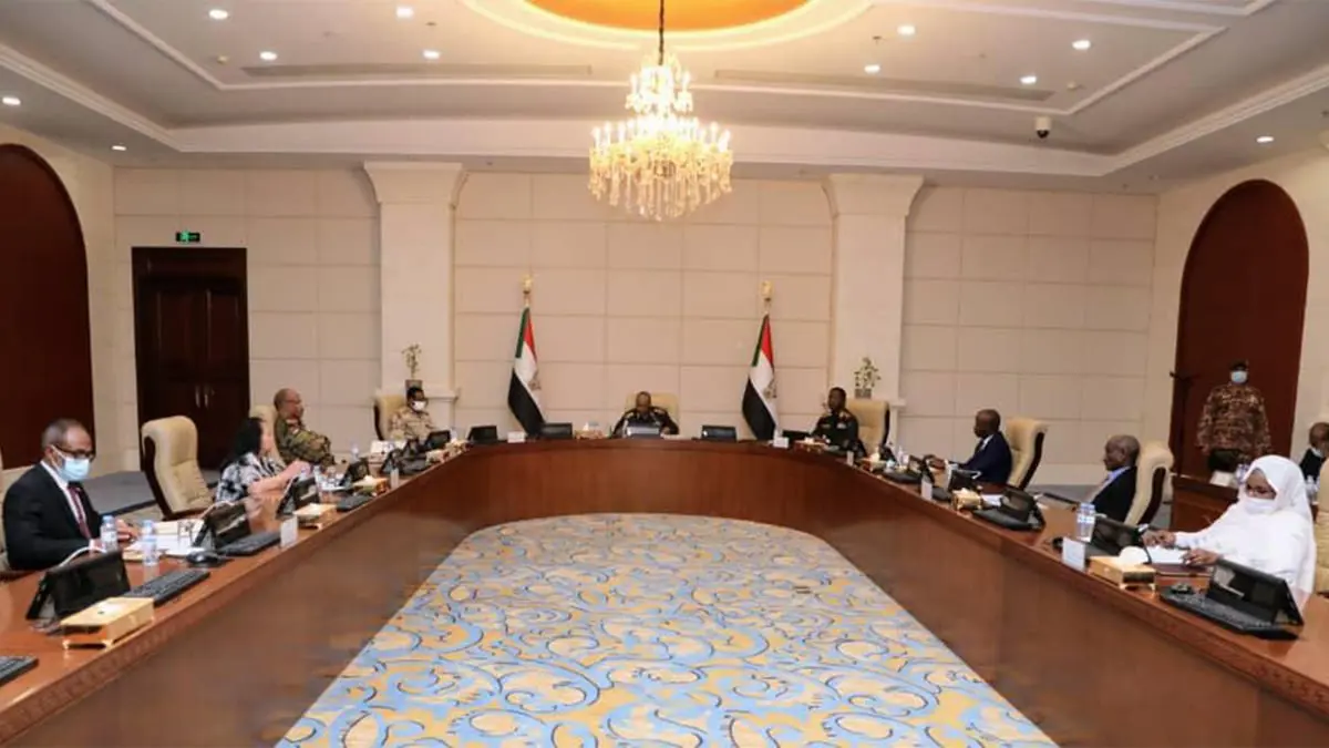 السودان.. مشروع اتفاق لتشكيل حكومة قد يعزز سيطرة الجيش على السلطة