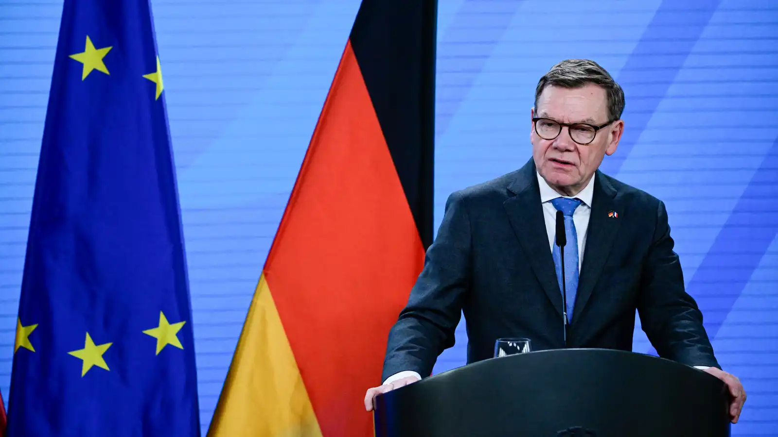 ألمانيا تدعو إلى موقف أوروبي مشترك مع واشنطن بشأن إيران