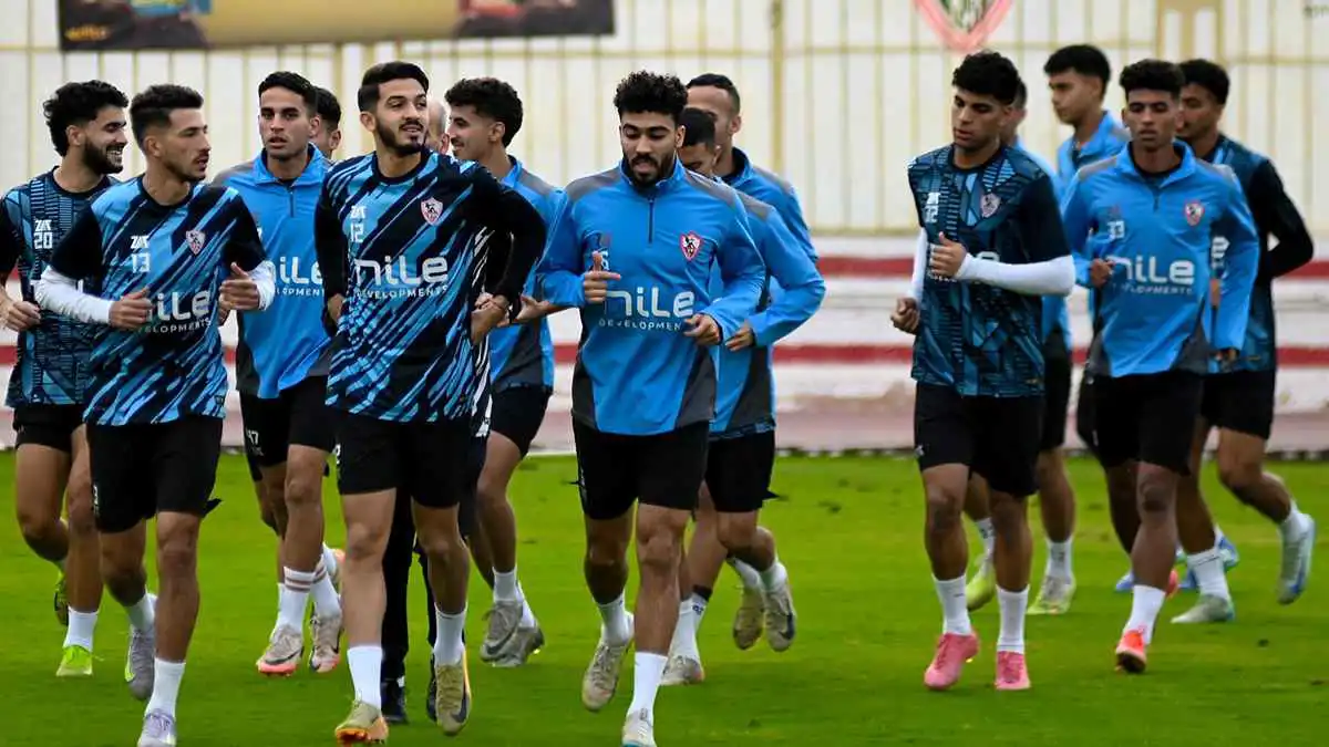 أوقف أحلام الأهلي وبيراميدز.. الزمالك يجدد عقد "جوهرة" النادي رسميا (صور)