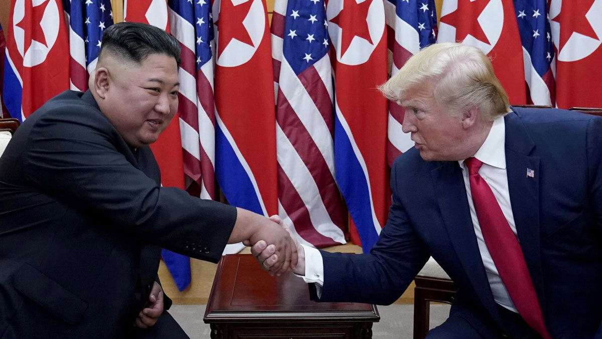 بولتون: زعيم كوريا الشمالية "يهزأ" من ترامب‎