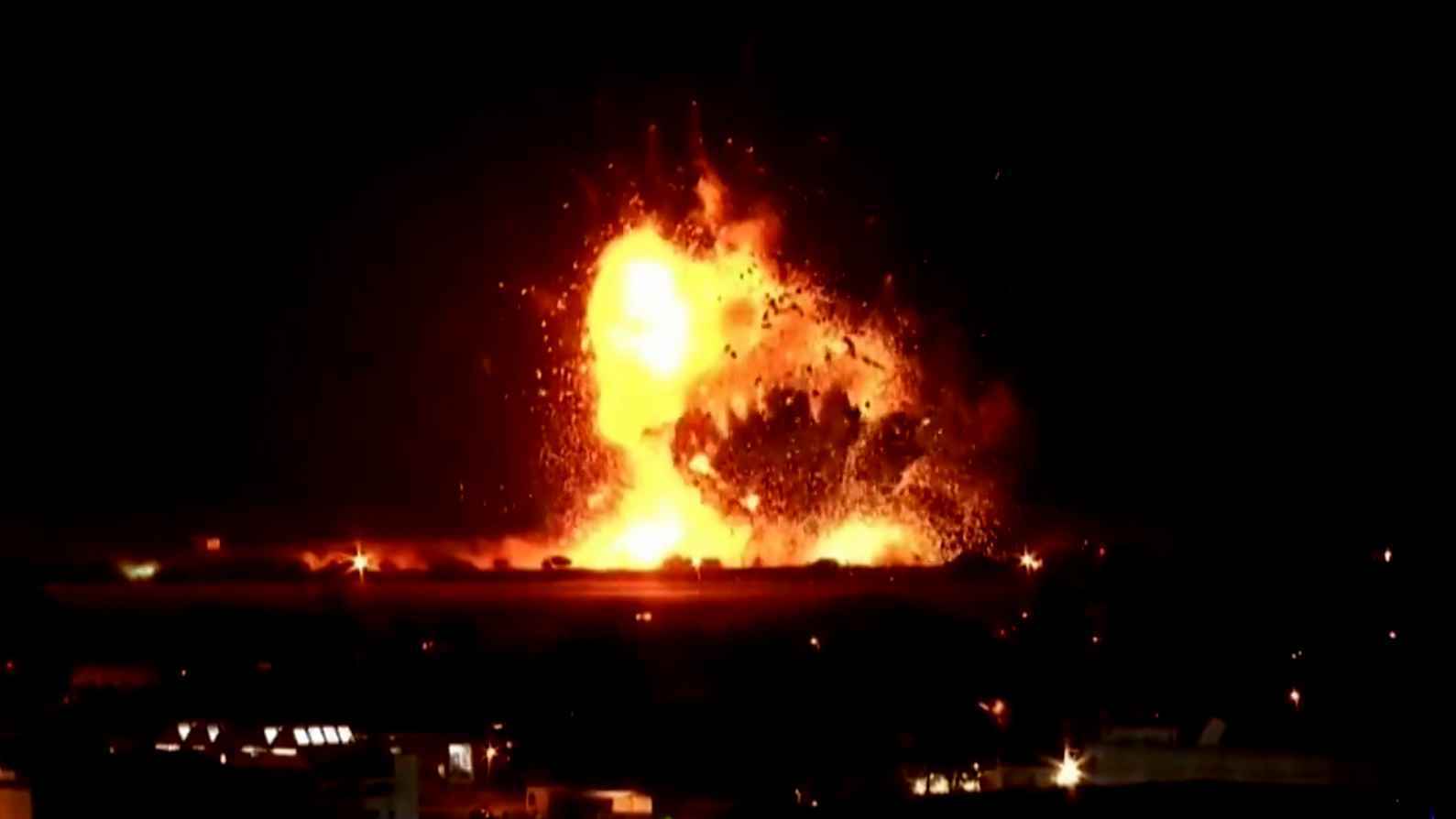 قصف منزل في بلدة "نبحا" ببعلبك يخلف 11 قتيلا (فيديو)