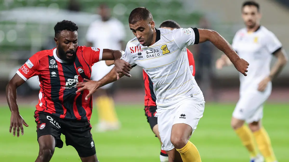 الرائد يقدم احتجاجًا رسميًا ضد مشاركة عبد الرزاق حمدالله مع الاتحاد