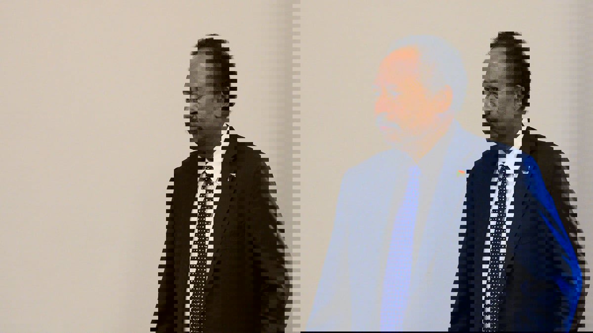 السودان.. حمدوك يدعو لاستمرار "الشراكة" بين المدنيين والعسكريين