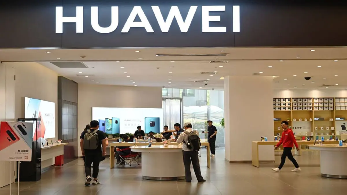 تقرير: "هواوي" تبني شبكة "سرية" لصناعة الرقائق