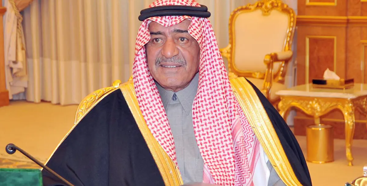 شاهد.. الملك سلمان يعزي الأمير مقرن بوفاة نجله الأمير منصور