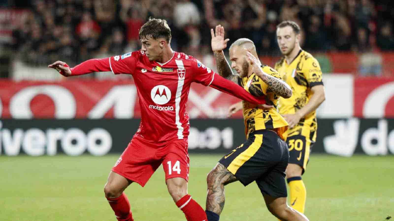 "دومفريس" ينقذ إنتر ميلان أمام مونزا في الدوري الإيطالي (فيديو)