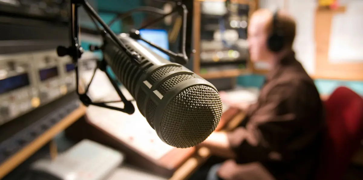 وفاة أشهر مخرج إذاعي في مصر بعد صراع مع المرض