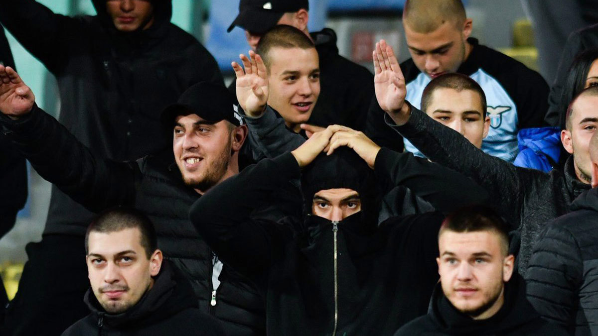 "يويفا" يعاقب بلغاريا بخوض مباراة دون جماهير بعد واقعة العنصرية ضد إنجلترا