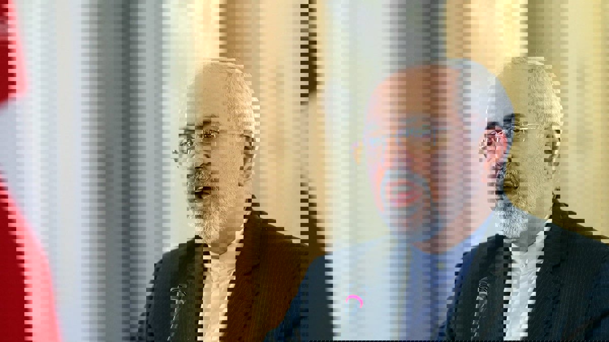 البرلمان الإيراني يعتزم استجواب ظريف بشأن عشاء سري مع سيناتورة أمريكية