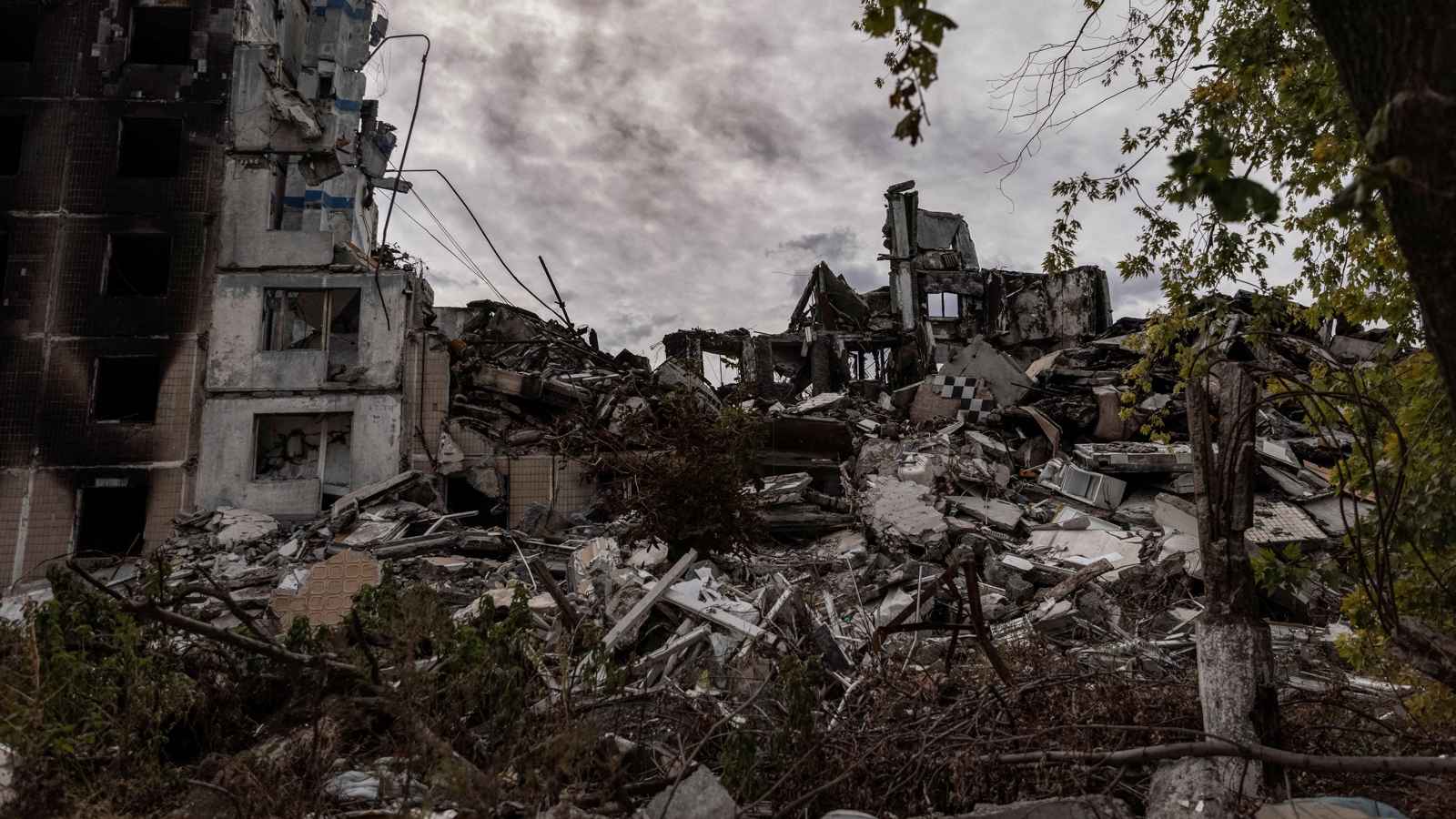 القوات الروسية تسيطر على بلدتين في مقاطعة دونيتسك