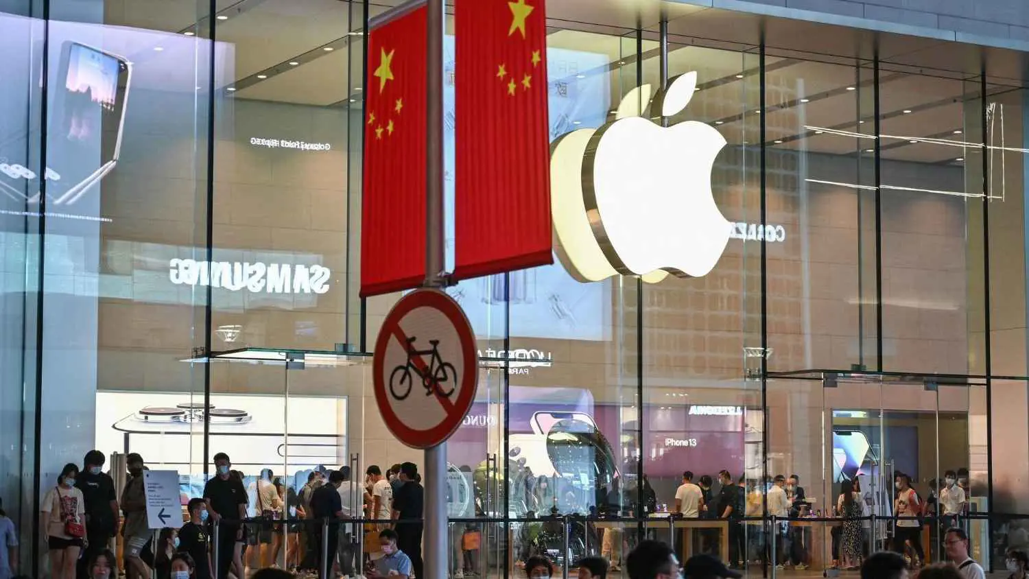 هربًا من رسوم ترامب.. أبل تختار الهند وفيتنام لتجميع أجهزتها الموجهة لأمريكا