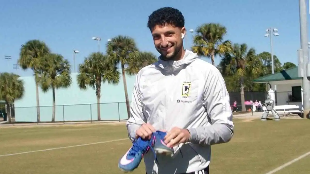 وسام أبو علي.. هل يوجه بيراميدز أقوى صفعات الميركاتو للأهلي المصري؟