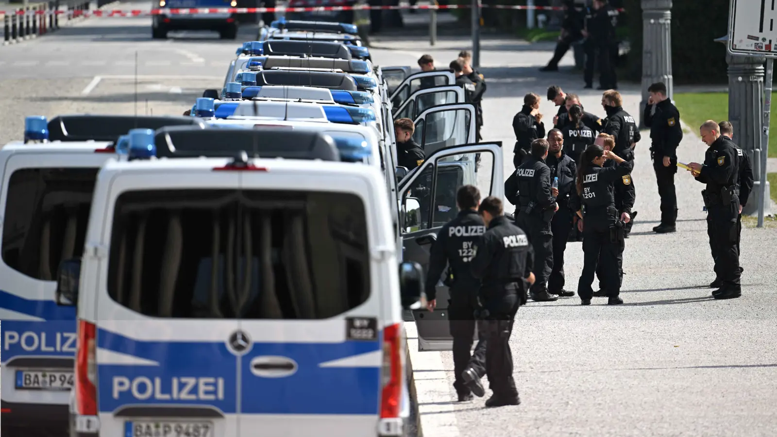 اعتقال خلية إيرانية خططت لاستهداف منشآت يهودية في ألمانيا والدنمارك