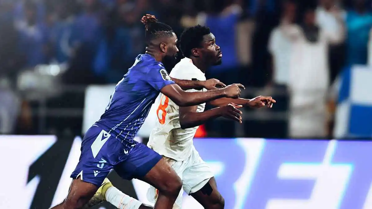 الهلال السوداني يشكو نهضة بركان المغربي لـ"كاف"