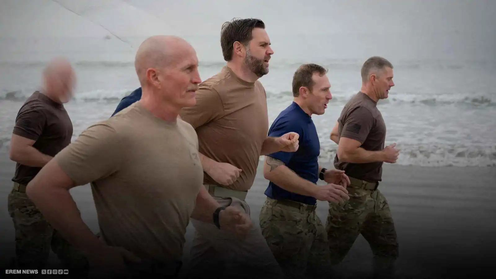 "كأن شاحنة دهستني".. فانس "ينهار" بعد تدريب مع قوات النخبة