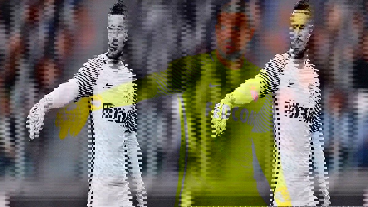 تقارير: الحارس الكرواتي دانييل سوباسيتش على رادار نادي النصر السعودي