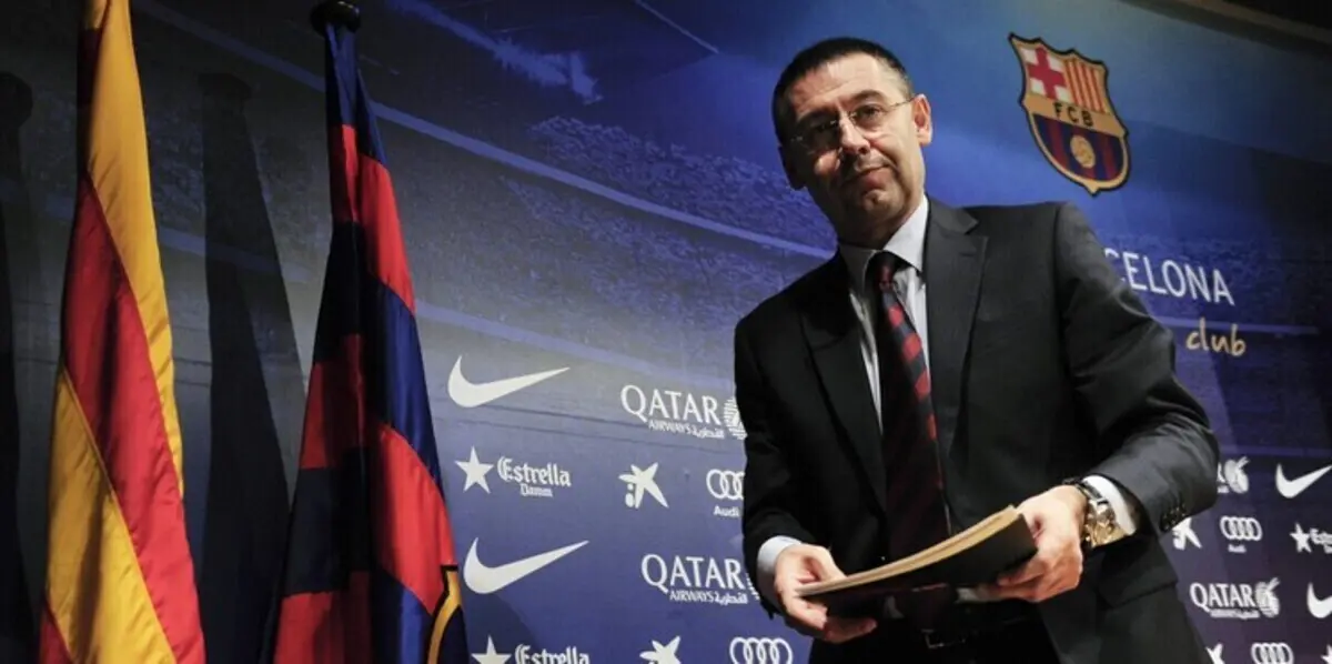 رئيس برشلونة يلعب بورقة ريال مدريد للإبقاء على شعار قطر