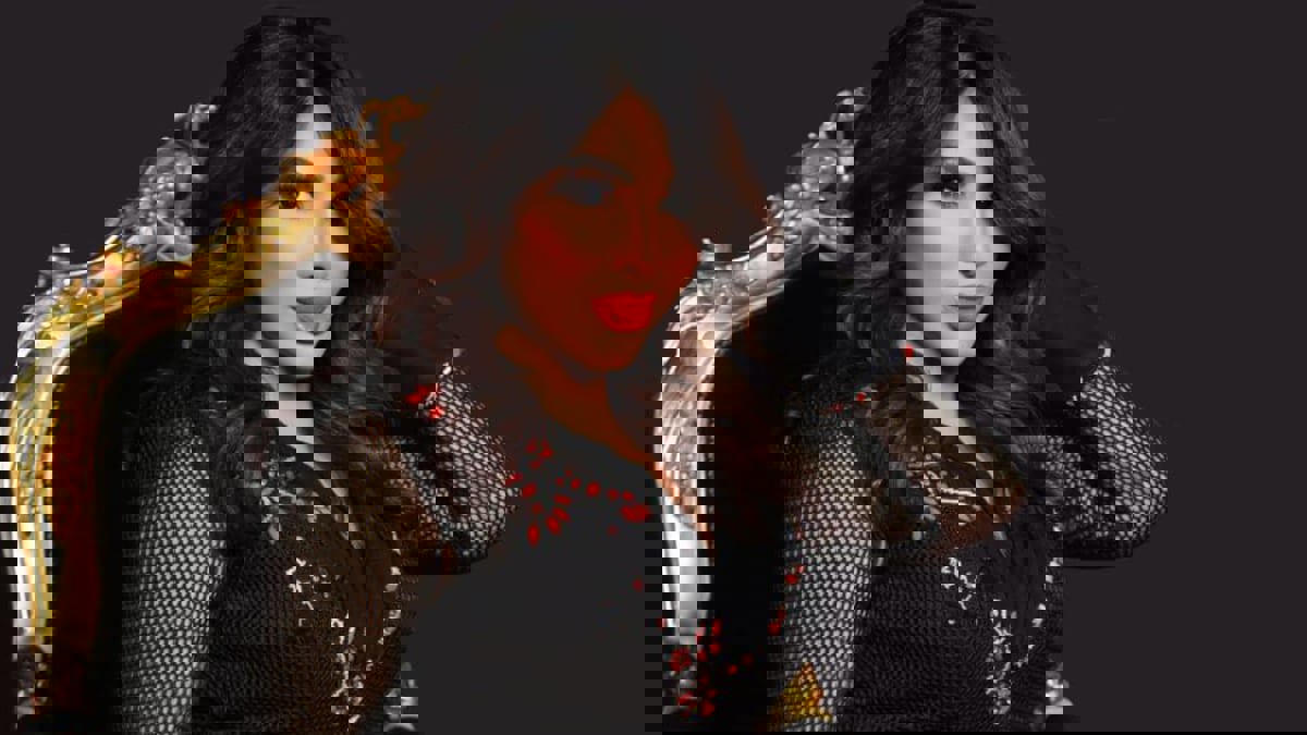 غادة إبراهيم: ألفِتُ الأنظار دون الحاجة لارتداء أزياء مثيرة