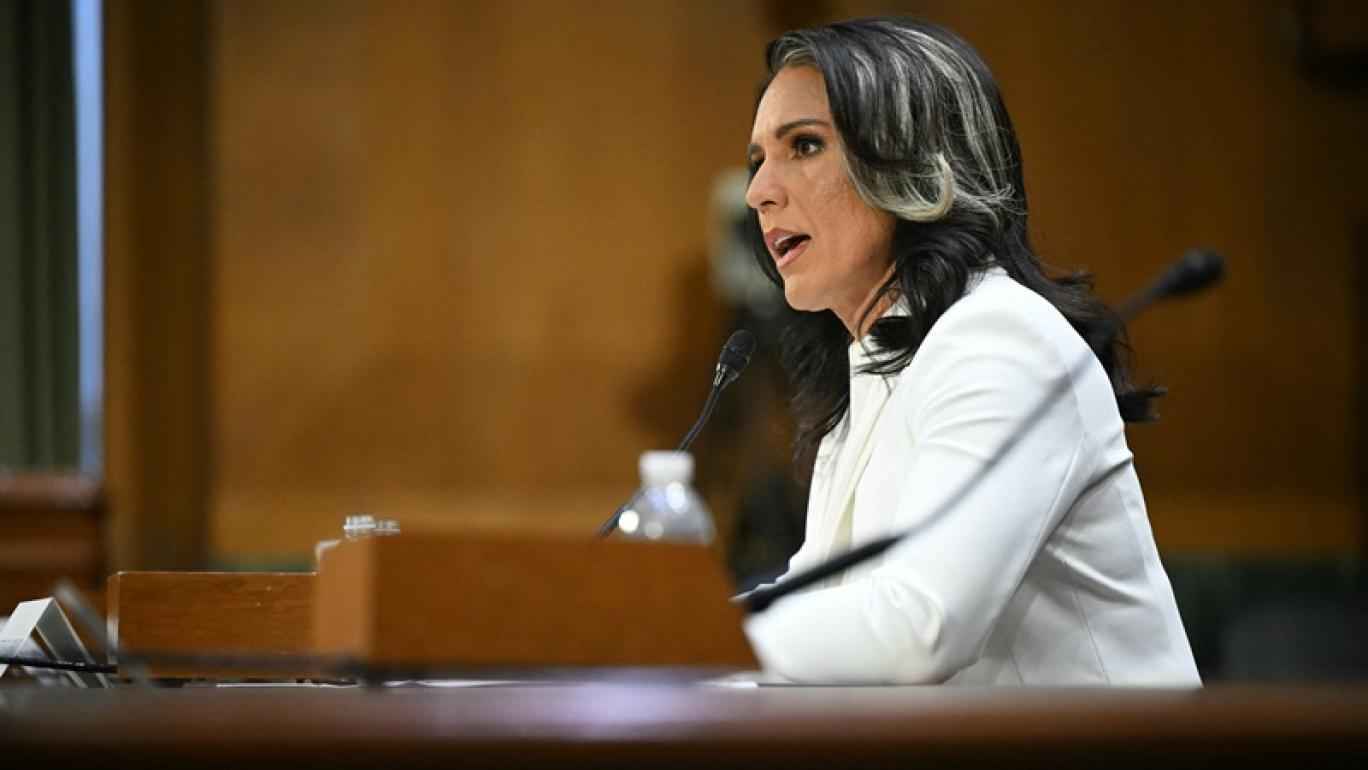 مديرة الـ"سي.آي.إيه": تصرفات زيلينسكي تهدد بـ"حرب عالمية"