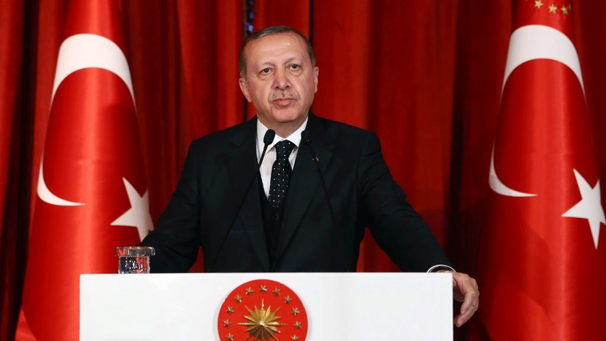 أردوغان: هناك خلاف مستمر مع أمريكا بشأن المنطقة الآمنة بسوريا