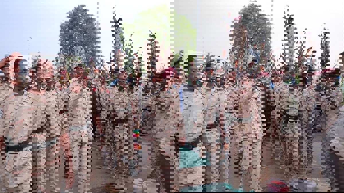 "دقلو" يؤكد التزامه التام بالاتفاق الإطاري في السودان

