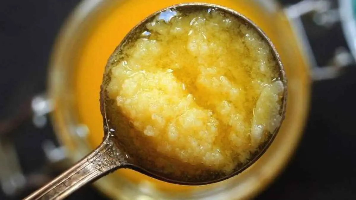 مقارنة بالزيوت.. هل "السمن" الأكثر أماناً؟