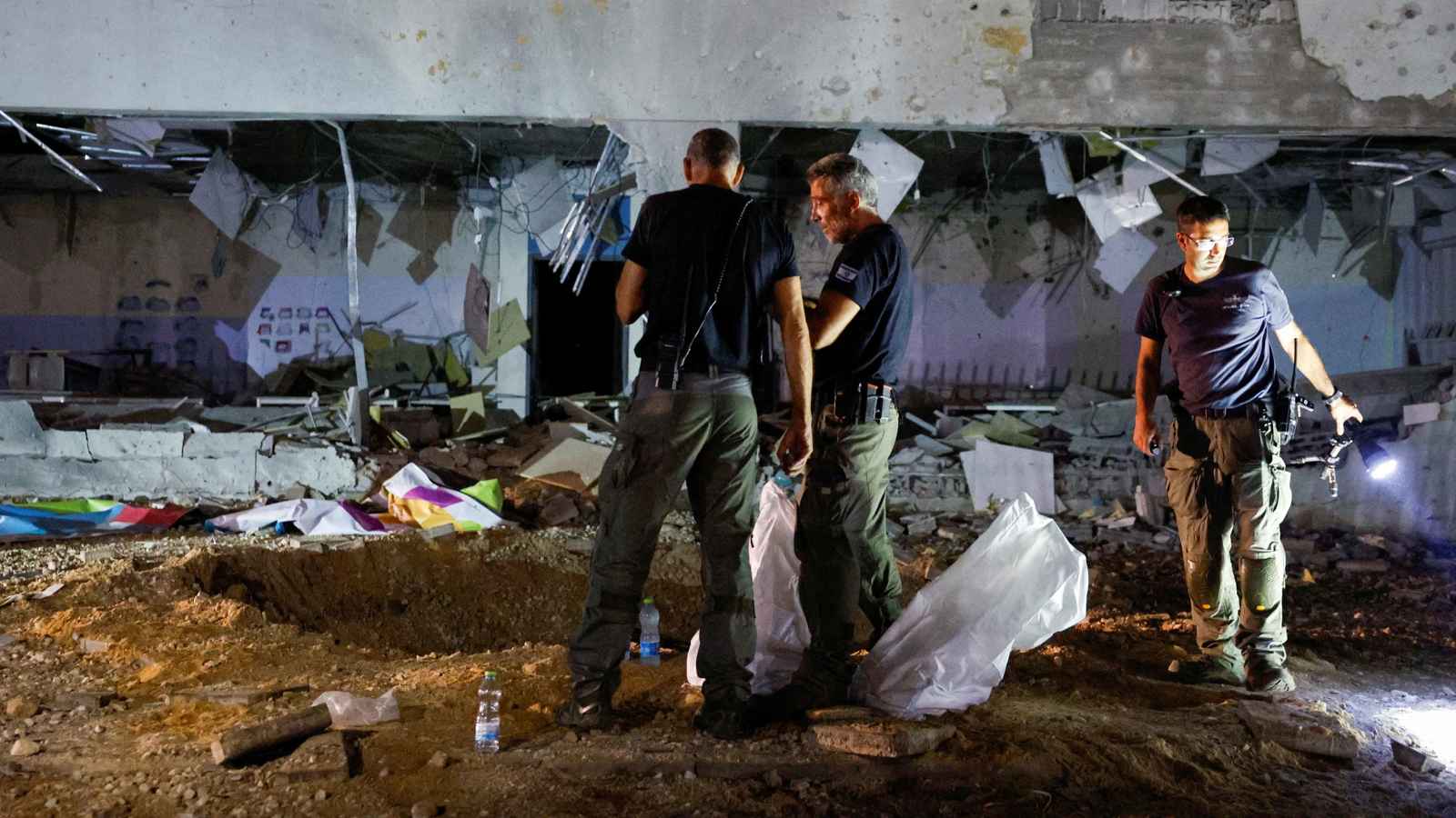 "أهداف اقتصادية مهمة".. خيار إسرائيلي "غير تصعيدي" للانتقام من إيران