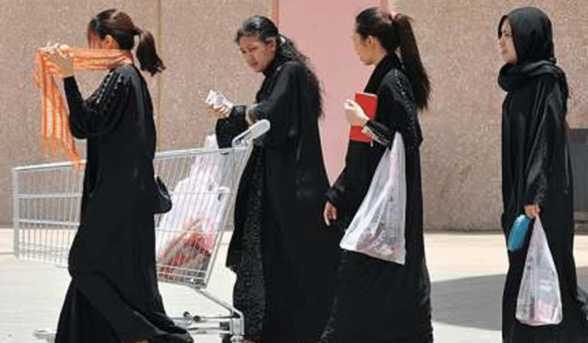 السعودية.. آسيويات يهددن بالردة عن الإسلام بسبب سوء المعاملة