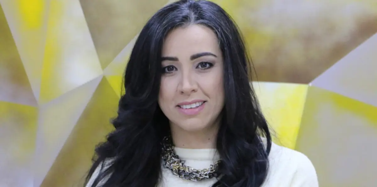 حزب الله يلاحق الإعلامية كارول معلوف وسط مخاوف من اغتيالها