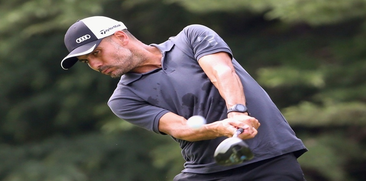 غوارديولا وغيغز يتألقان في بطولة الأساطير للغولف (صور)