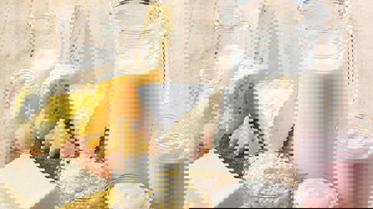 منها الألبان.. 5 أطعمة تؤثر على الكوليسترول سلبًا