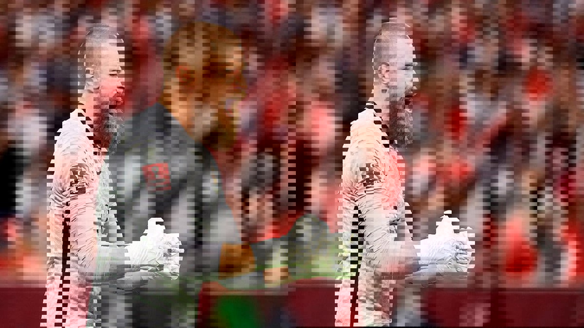 رقصة أندرو ريدماين قبل التصدي لضربة الترجيح الأخيرة في مباراة أستراليا وبيرو (فيديو)