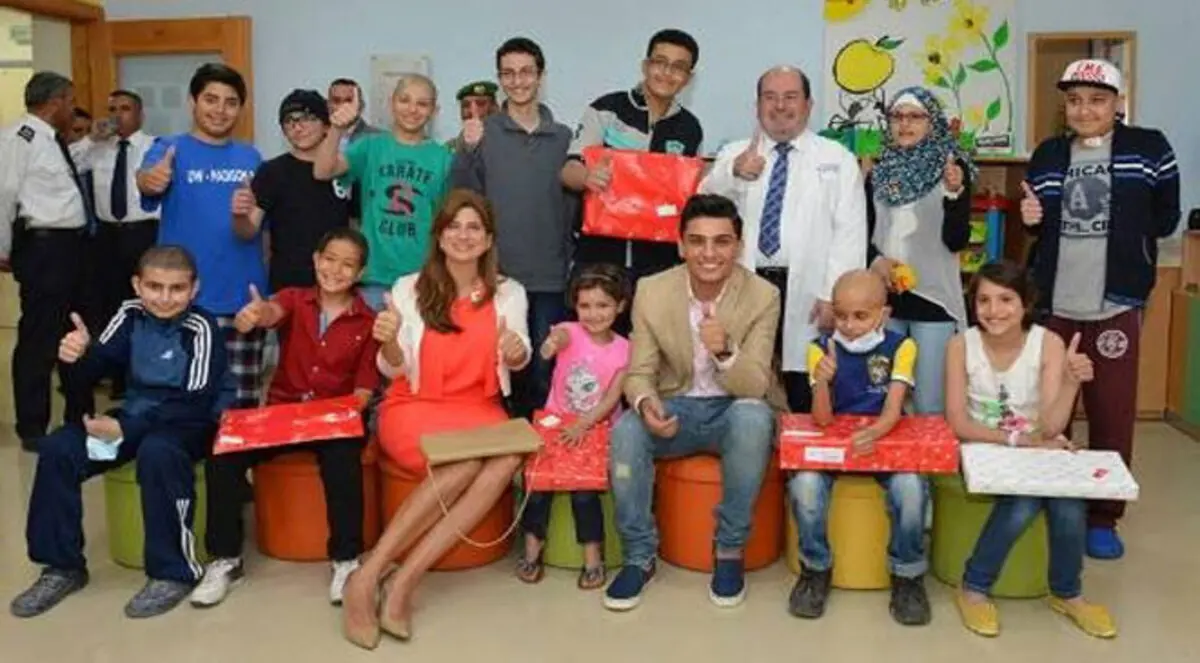 "عساف" يزور مؤسسة الحسين للسرطان بالأردن (صور)