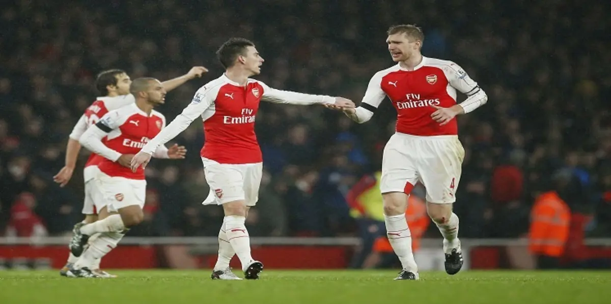 آرسنال يسعى للمضي نحو الثلاثية من بوابة سندرلاند