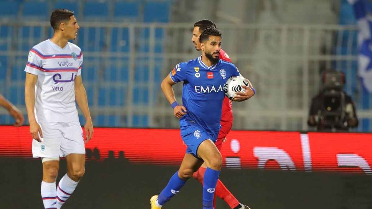 نجم الهلال السابق ينتقل لنادي الاتحاد السعودي