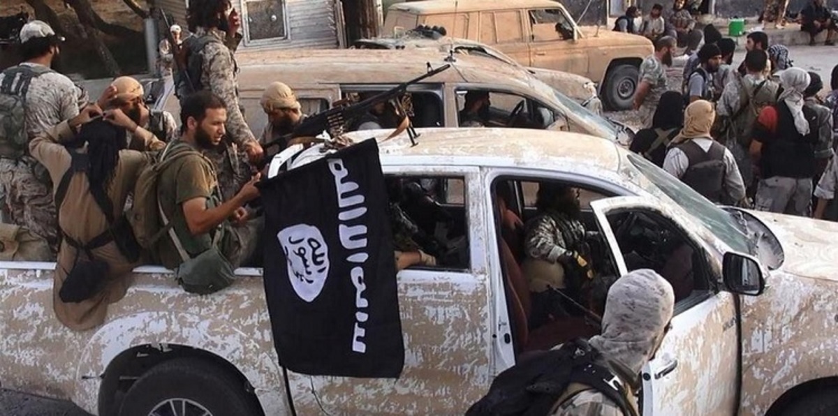 مستعينًا بأبناء العشائر.. داعش يهدد الأردن بالمزيد من الهجمات (صور)