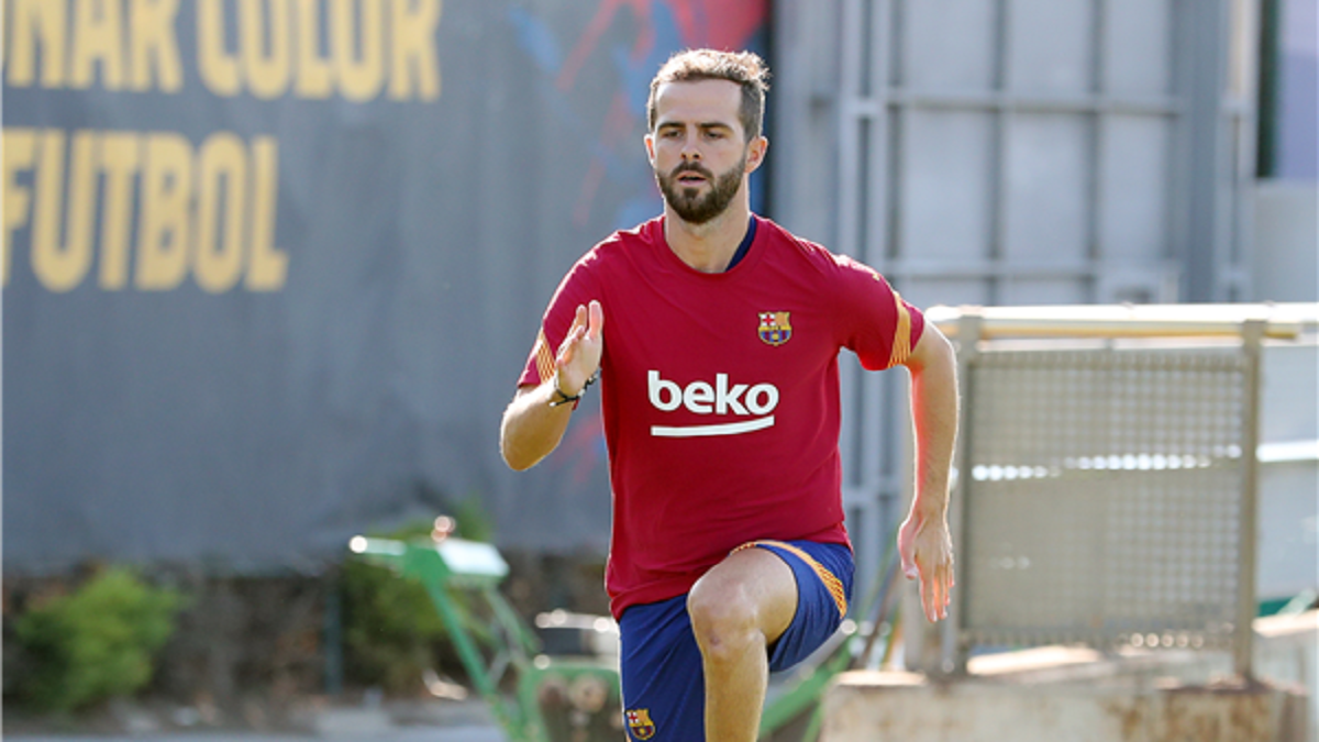 برشلونة يعلن تعافي ميراليم بيانيتش وتوديبو من فيروس كورونا