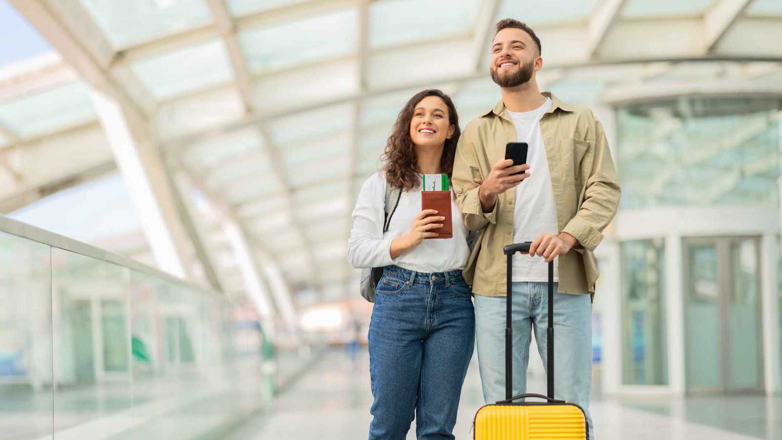 "طلاق المطار".. الحل السحري لتجنب الشجار قبل الرحلات