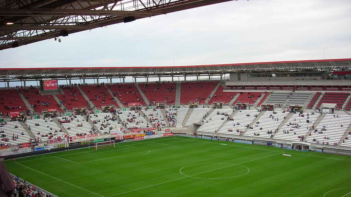 ناديه تبرأ منه.. اعتقال لاعب بسبب "فضيحة جنسية مدوية"