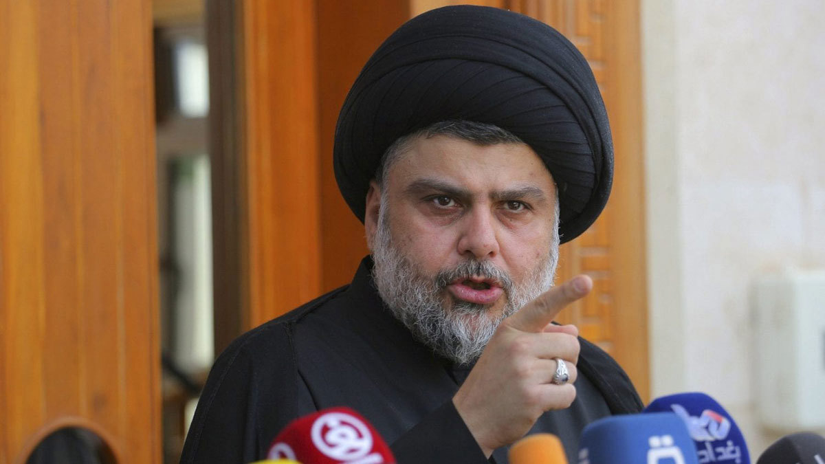 بعد تأييد ترشيح علاوي.. مقتدى الصدر يعمل على فض الاحتجاجات بالقوة (فيديو)